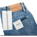 Calvin-Klein-Jeans-Mom-fit-High-rise_talie-inalta-Denim-Albastru-deschis-Masura-28